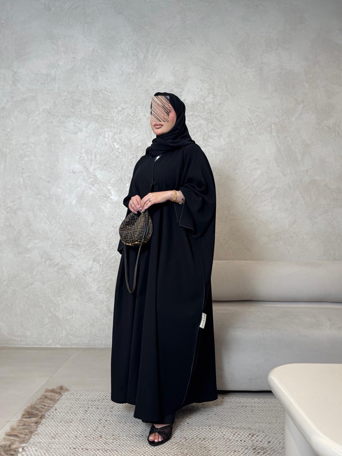 عبايـــــة